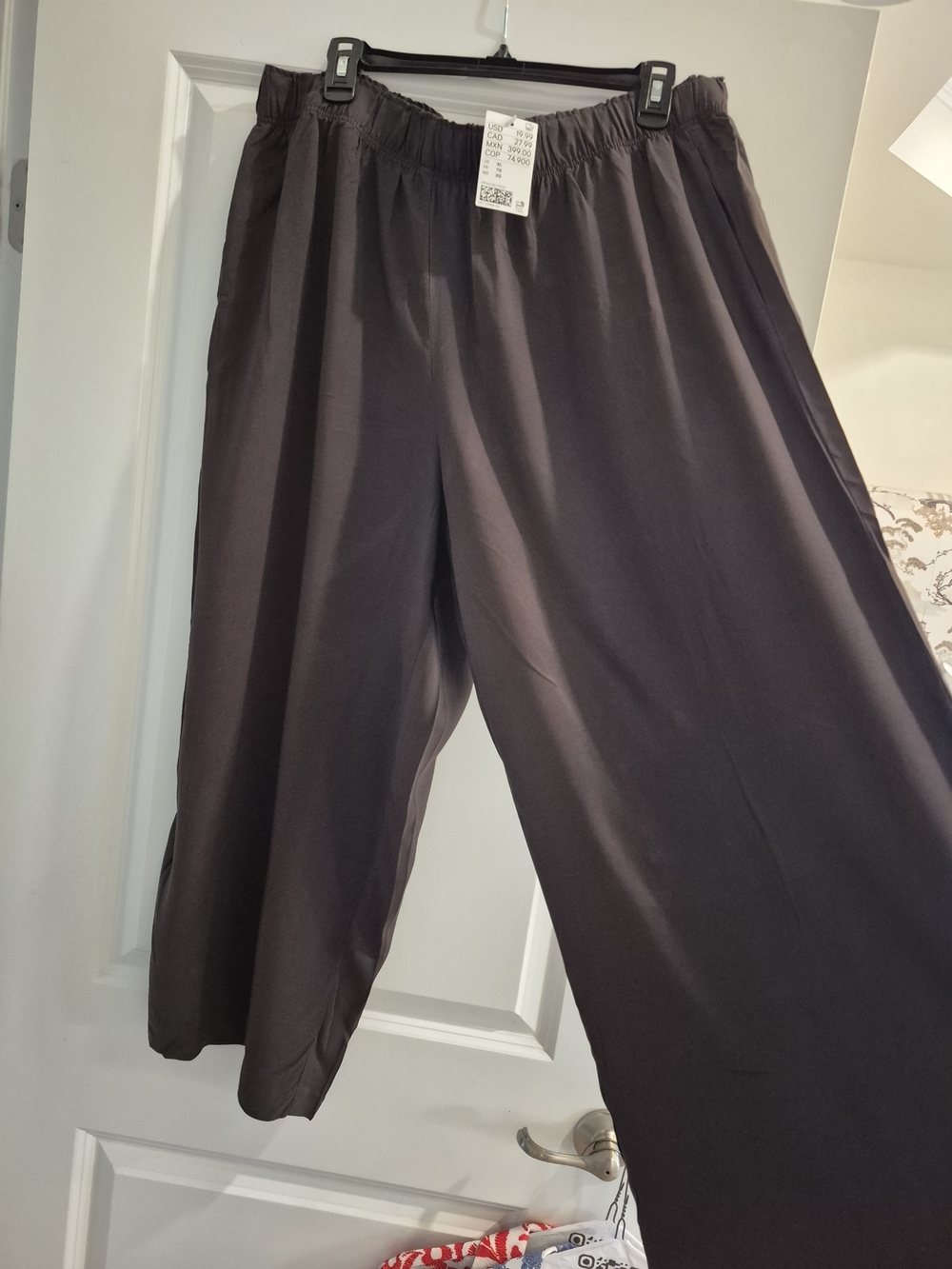 Women's Elastic-Waist Dark Brown Wide-Leg Calf Pants. GREAT FOR THE BEACH